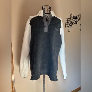 $12🌲 COUNTDOWN TO BLACK FRIDAY PRICE 
Women’s Columbia Gray and White Fleece